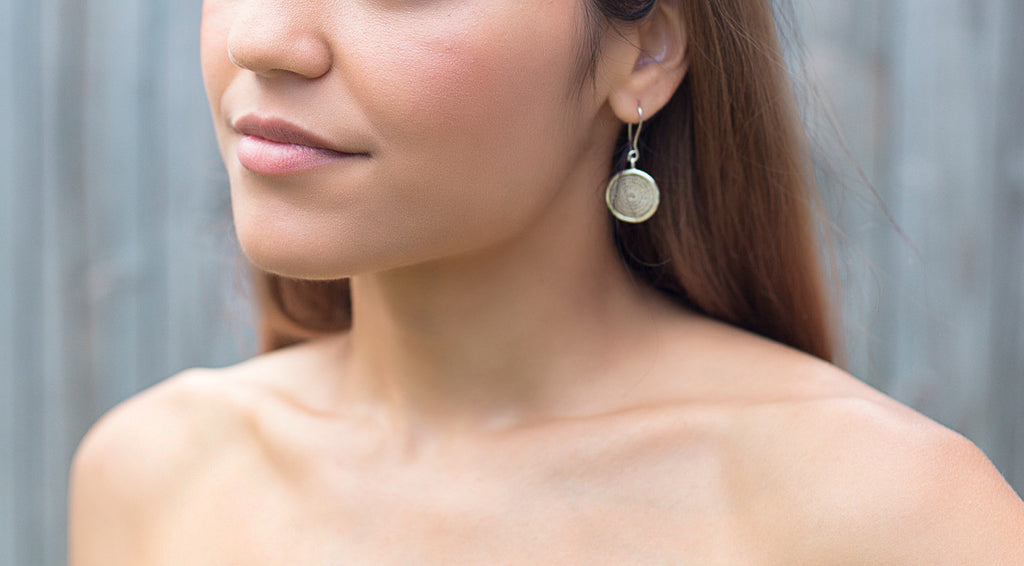 Silver Earrings - Oyster