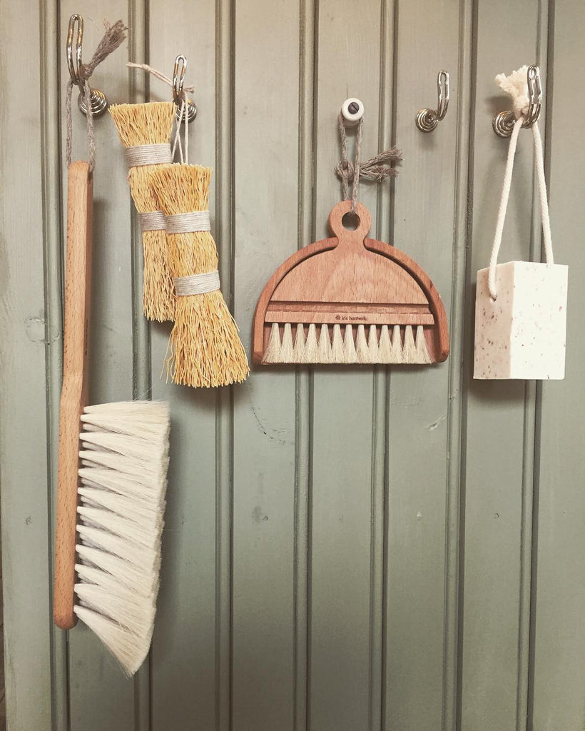 Table Brush