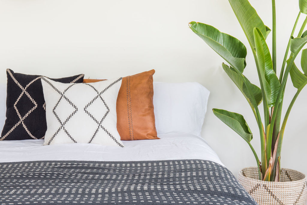 Crop Circles Black Medium Cushion